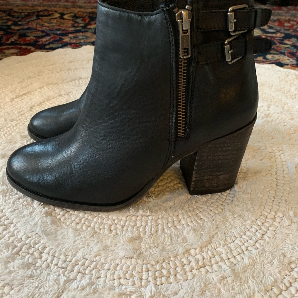🎉HP🎉 Nordstrom Melrose and Market Black Booties - Picture 4 of 6